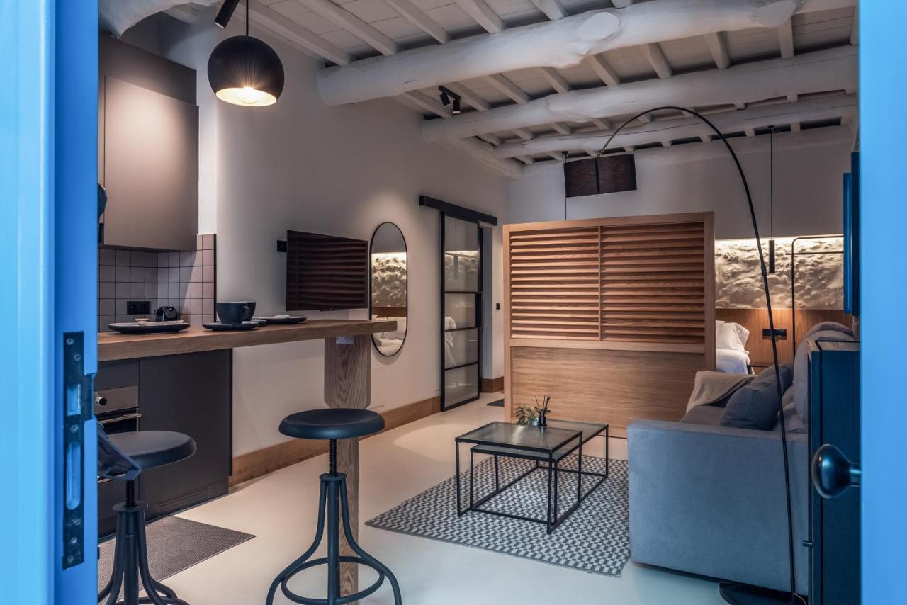 Houmi Orzan Apartment *