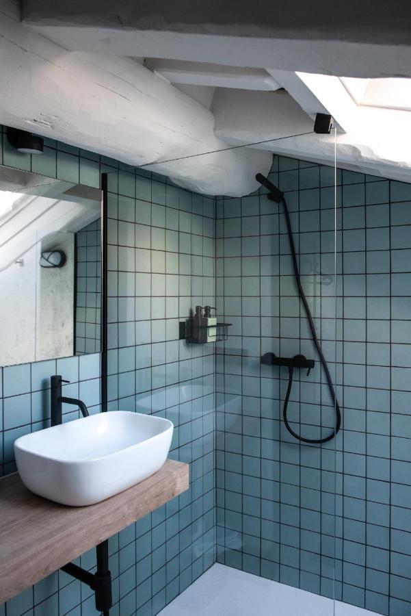 Houmi Orzan Apartment